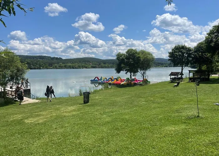 Calm Hertelend Lejlighed Magyarhertelend