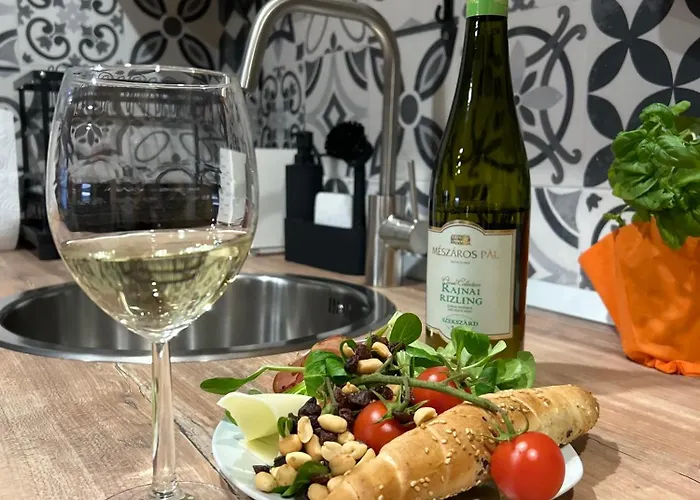 Calm Hertelend Lejlighed